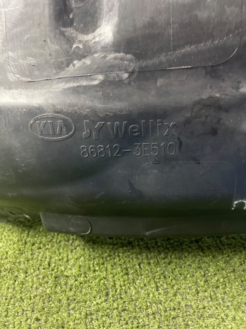 HYUNDAI 868123E510 Подкрылок передний правый в наличии Львов