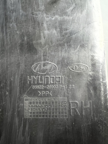 HYUNDAI 8682226900 Подкрылок задний правый в наличии Николаев