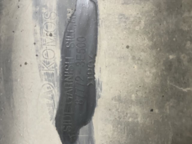 877723E500 HYUNDAI Накладка (молдинг) порога наружная правая купить в Николаев
