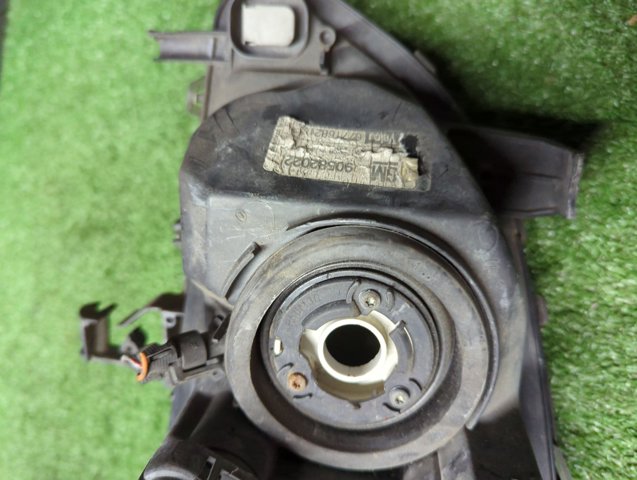 Фара передняя правая 89100055 OPEL