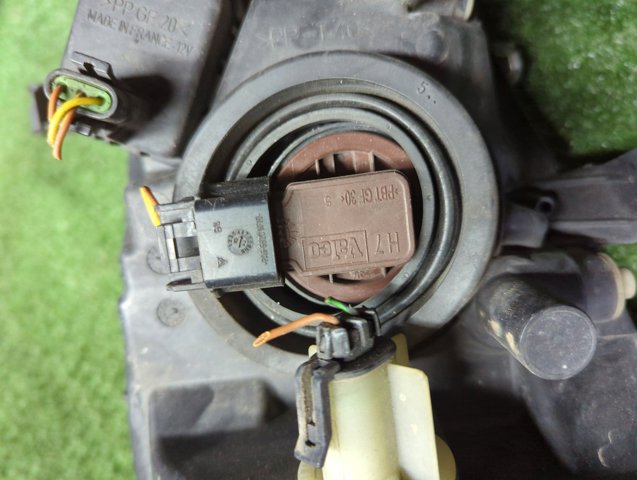 OPEL 89100055 Правая фара в наличии Кривой Рог