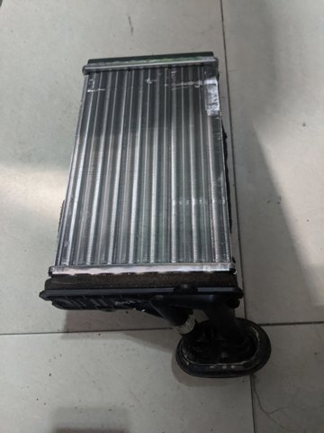 VAG 8D1819031A Радиатор печки (отопителя) в наличии Кривой Рог