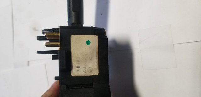 Подрулевой правый переключатель  8D995350301C VAG