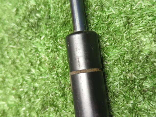 Амортизатор задней двери 90450JG400 NISSAN