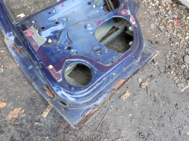 Дверь задняя в сборе 90508228 OPEL