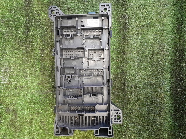 911603E040 HYUNDAI Блок предохранителей купить в Харьков