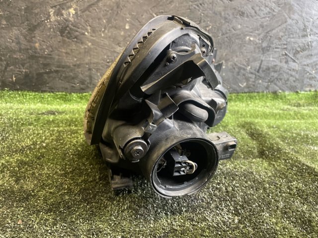 921011D020 HYUNDAI Левая фара купить в Киев