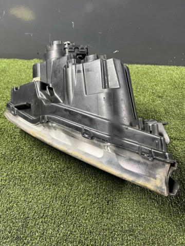 921013E5XX HYUNDAI Левая фара купить в Ужгород
