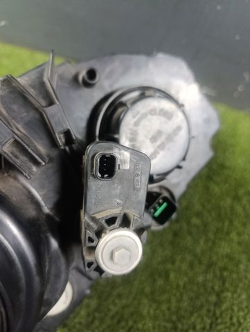 921013E611 HYUNDAI Фара левая купить в Львов