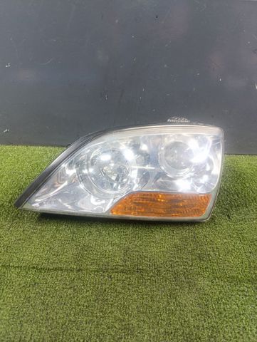 921013E611 HYUNDAI Левая фара купить в Львов