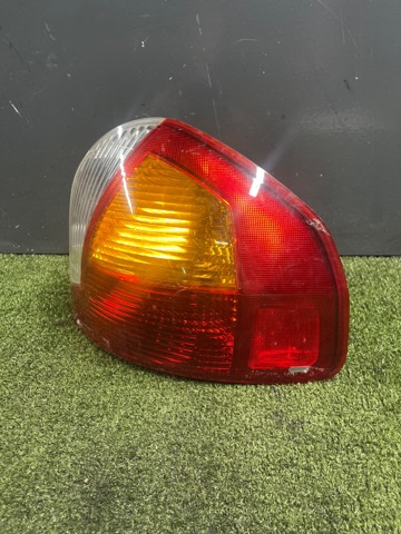Задняя правая фара 9240226020 HYUNDAI