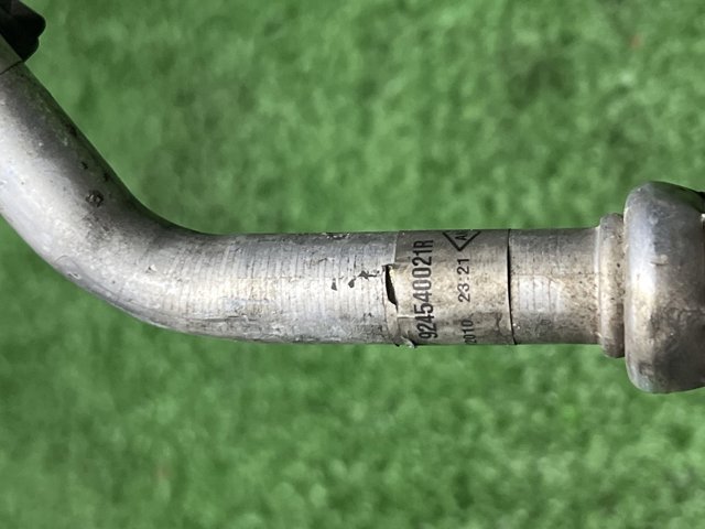 Шланг кондиционера, от испарителя к компрессору 924540021R RENAULT