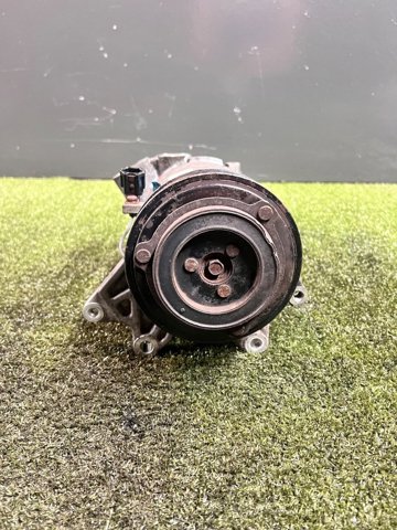 92600CA01A NISSAN Компрессор кондиционера купить в Чернигов