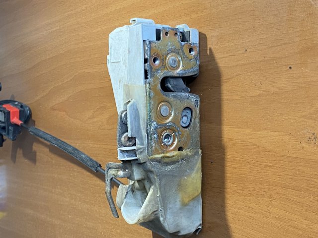FORD 93BG220A20DD Актуатор замка двери в наличии Одесса