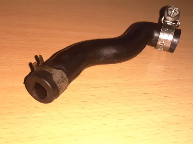 93FF2B047BB FORD Шланг (патрубок) системы охлаждения купить в Черкассы