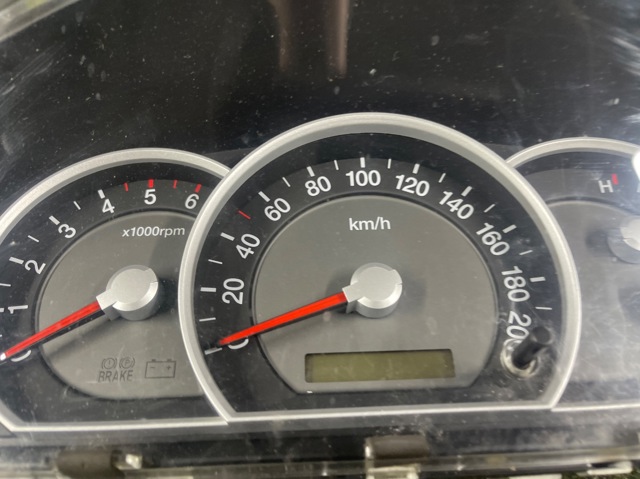 HYUNDAI 940133E190 Приборная доска (щиток приборов) в наличии Житомир