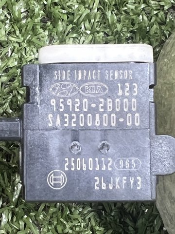 959202B000 Датчик удара купить Черновцы