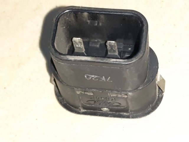 FORD 95BG14529AB Кнопка стеклоподъемника передняя в наличии Ужгород