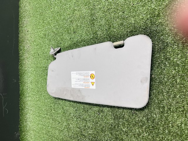 Козырек солнцезащитный 964008H910 NISSAN
