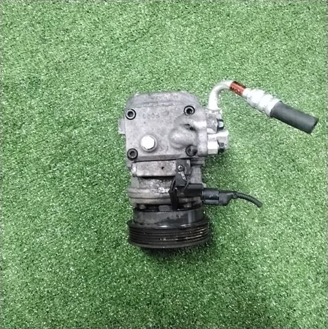 Компрессор системы кондиционирования 977012E500 HYUNDAI
