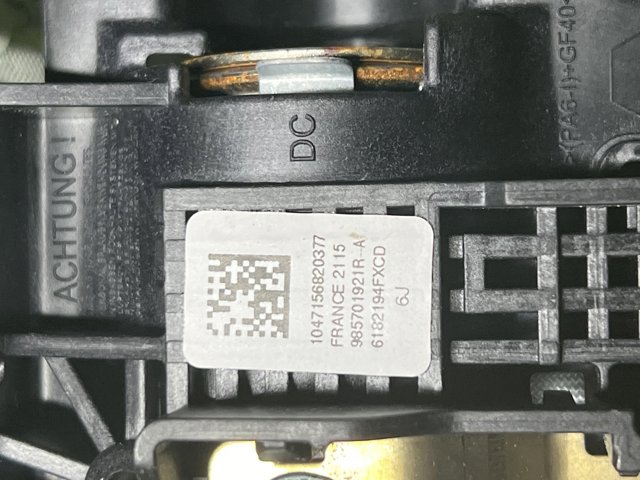 985701921R RENAULT Подушка безопасности (AIRBAG) водительская купить в Черновцы