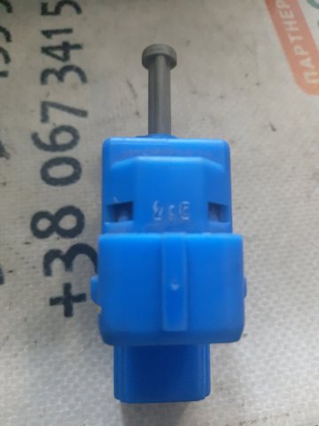 Датчик включения сцепления 98AB7C534AA FORD