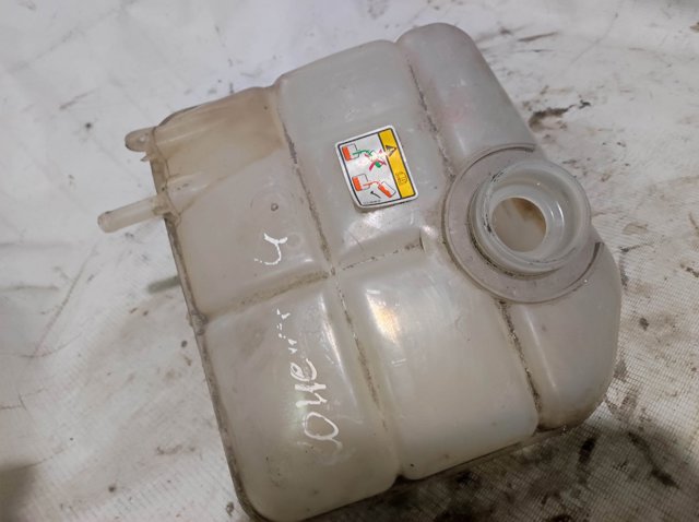 FORD 98AB8K218AK Бачок системы охлаждения в наличии Киев