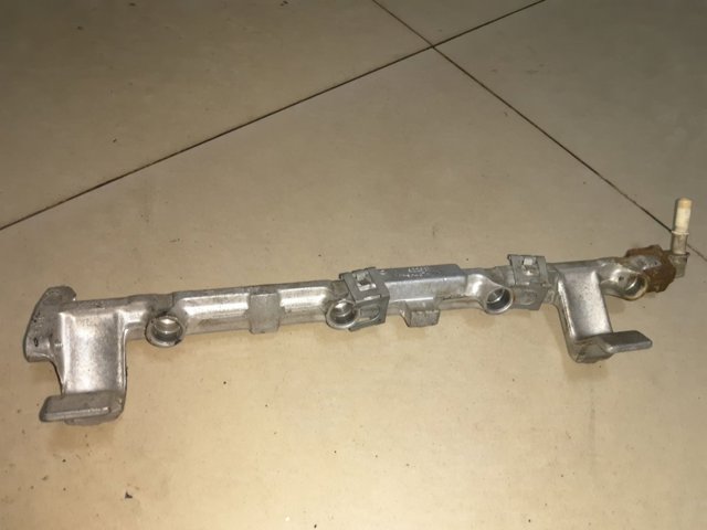 FORD 9D2809H487 Распределитель топлива (рампа) в наличии Полтава
