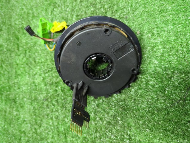 Кольцо AIRBAG контактное, шлейф руля A0004640518 MERCEDES