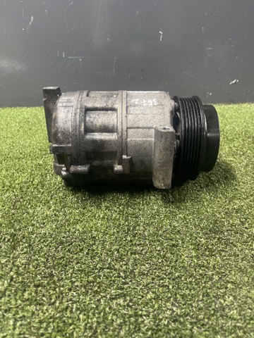 Компрессор хладагента A0022305011 MERCEDES