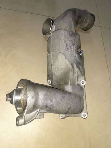 MERCEDES A1110981037 Патрубок воздушный, выход из турбины/компрессора (наддув) в наличии Черновцы