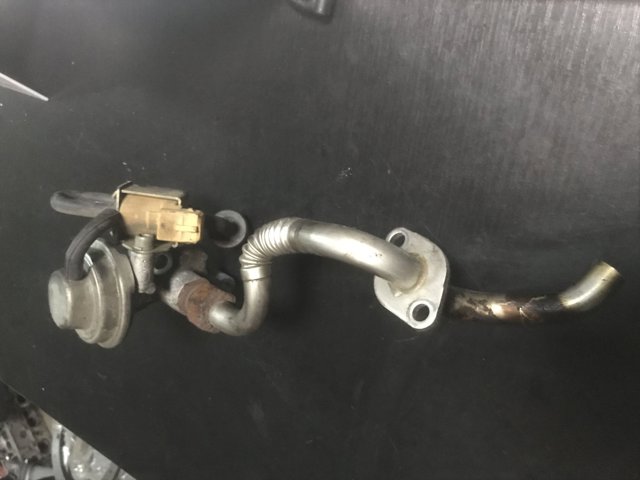 Клапан EGR системы рециркуляции отработавших газов A1121400060 MERCEDES