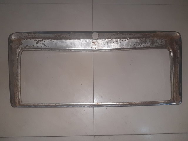 Решетка радиатора A1238800183 MERCEDES