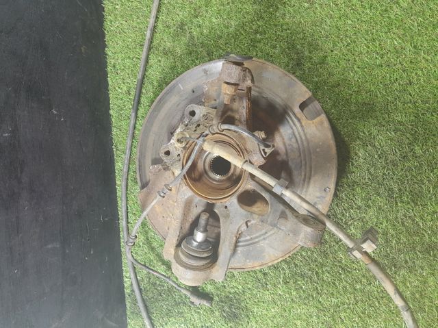 A1633500608 MERCEDES Цапфа (поворотный кулак) задний правый купить в Полтава