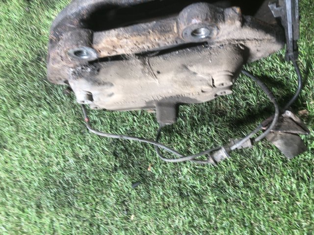 Суппорт тормозной передний правый A1634200183 MERCEDES