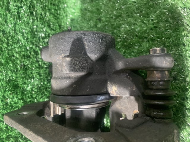 Тормозной суппорт A1694201083 MERCEDES