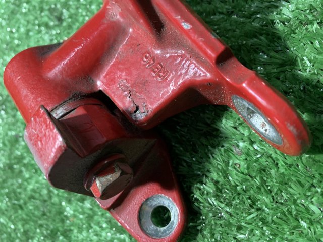 A1697301237 MERCEDES Петля двери задней правой купить в Украина