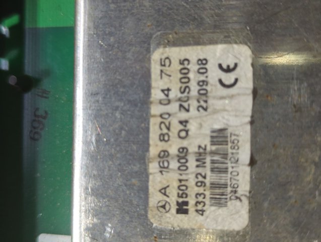 MERCEDES A1698200475 Антенна в наличии Львов