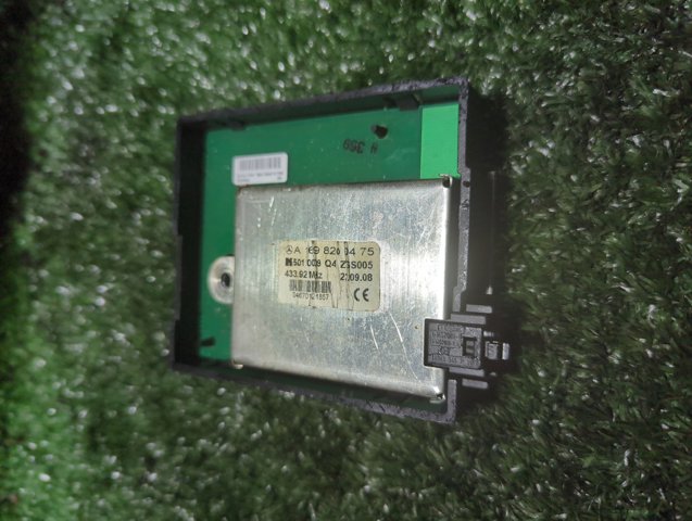 A1698200475 MERCEDES Антенна купить в Одесса