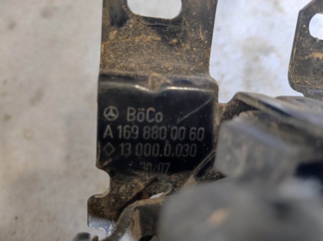 A1698800060 MERCEDES Замок капота купить в Сумы