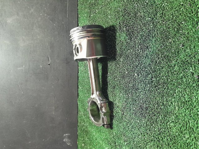 Поршень в сборе Ниссан Икс-Трейл