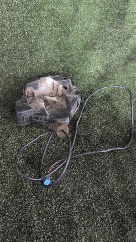 Замок задней двери, правой A2037300235 MERCEDES