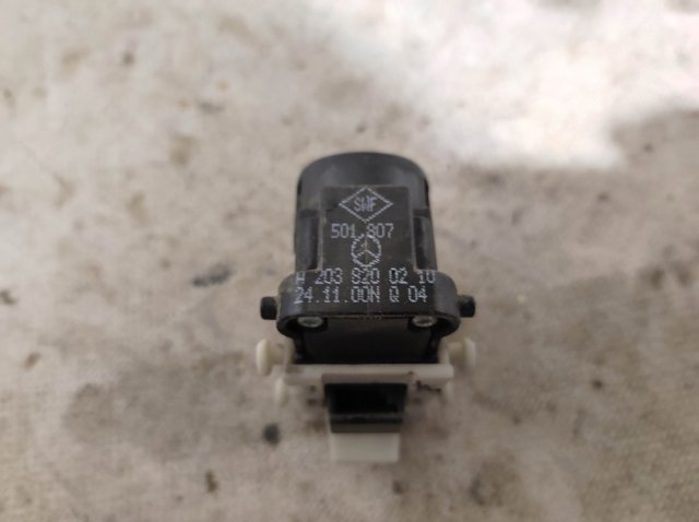 MERCEDES A2038200210 Кнопка стеклоподъемника передняя в наличии Винница