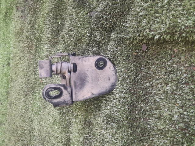 Навеска и упор капота A2038800164 MERCEDES