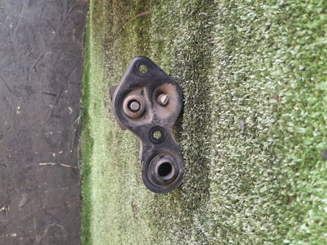 A2038800460 MERCEDES Замок капота купить в Павлоград