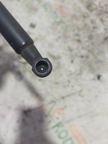 MERCEDES A2039800364 Амортизатор багажника в наличии Полтава