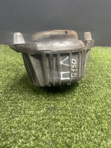 Подушка двигателя A2042404717 MERCEDES
