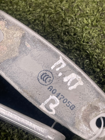 MERCEDES A2047220244 Петля двери передней правой в наличии Чернигов