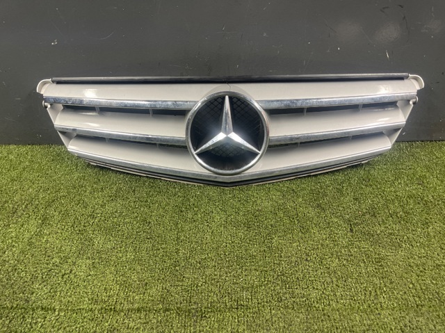 Решетка A2048800023 MERCEDES