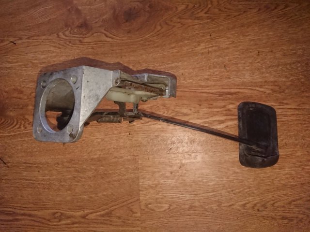 MERCEDES A2102900619 в наличии Тернополь